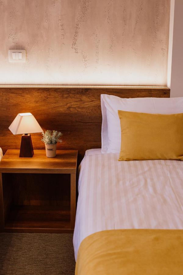 Hotel Kapri بيتولا المظهر الخارجي الصورة