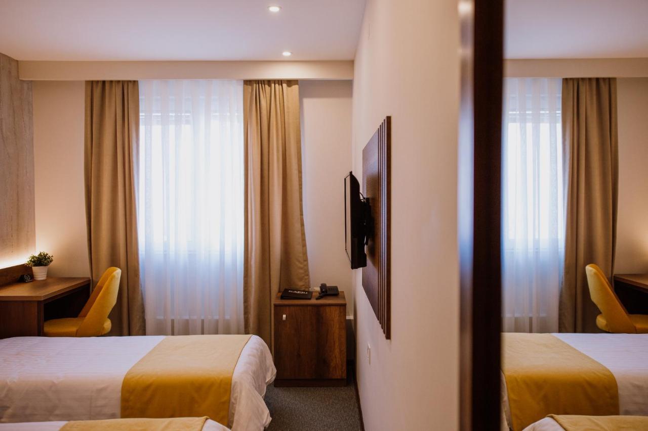 Hotel Kapri بيتولا المظهر الخارجي الصورة